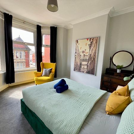 Edwardian City Centre House For Big Groups, Offroad Parking & Hot Tub! Cardiff Ngoại thất bức ảnh