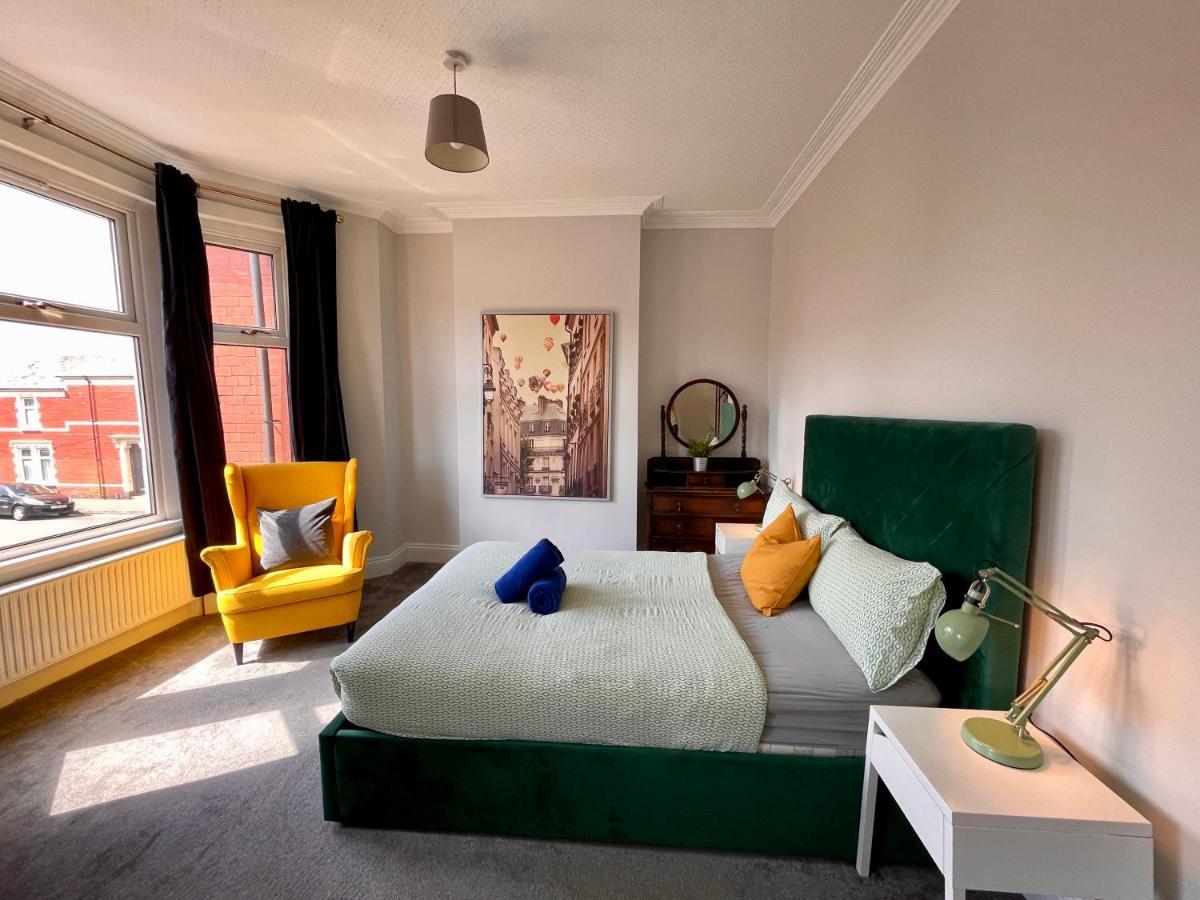 Edwardian City Centre House For Big Groups, Offroad Parking & Hot Tub! Cardiff Ngoại thất bức ảnh